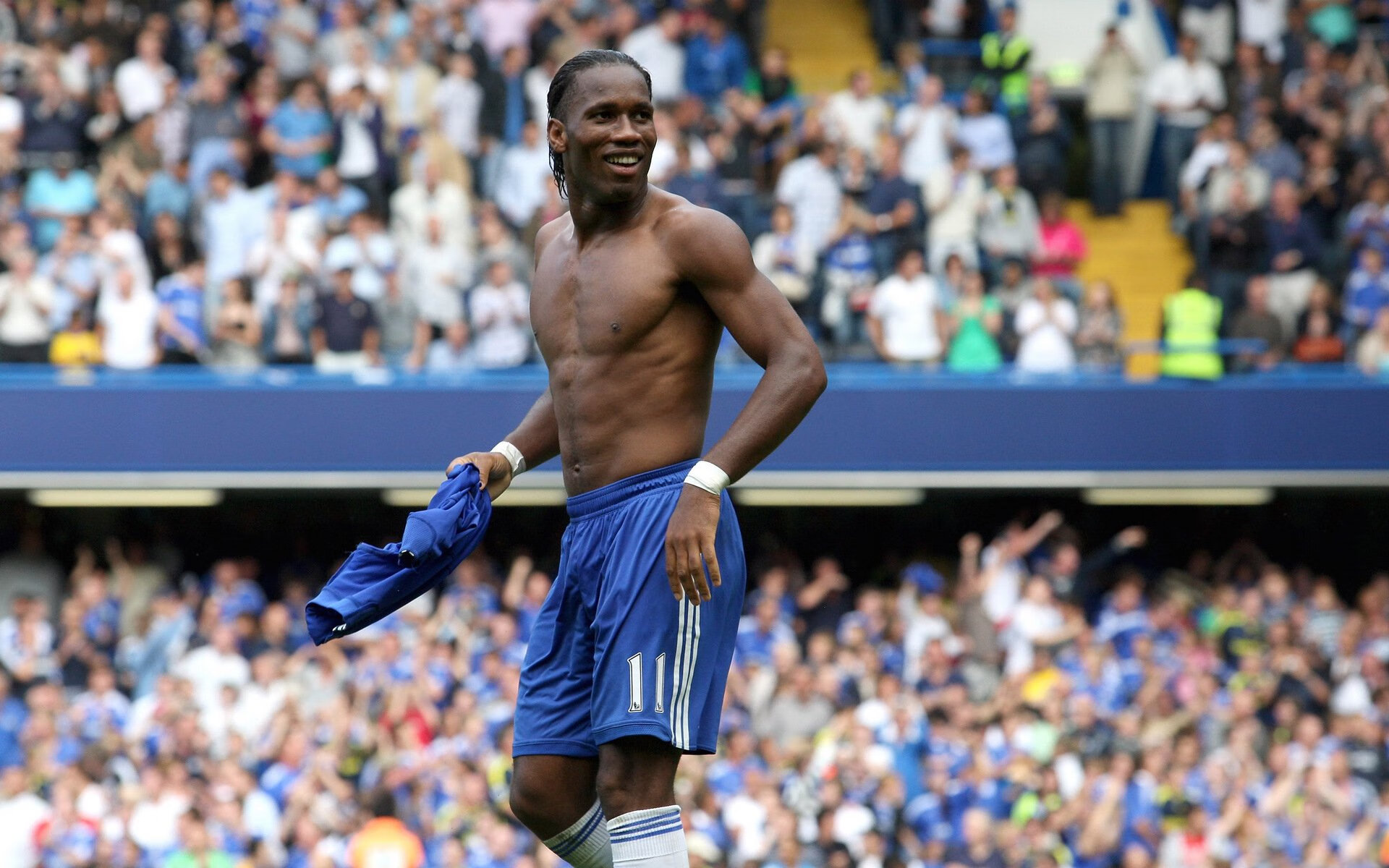 费兰·托雷斯新赛季助攻超20次，皇马左边路极具威胁，费兰托雷斯踢什么位置